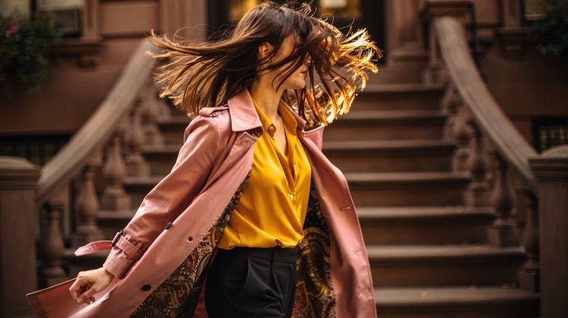 Woman Sit On The Floor