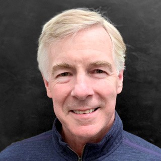 Headshot of Tom Richardson