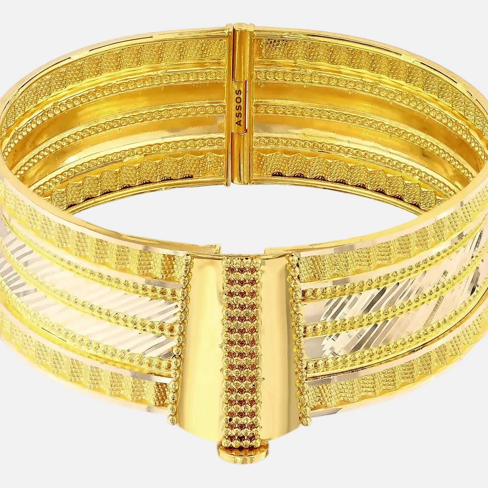 Assos Pırlanta 14 Ayar Altın Şık Tasarım Kelepçe Bilezik