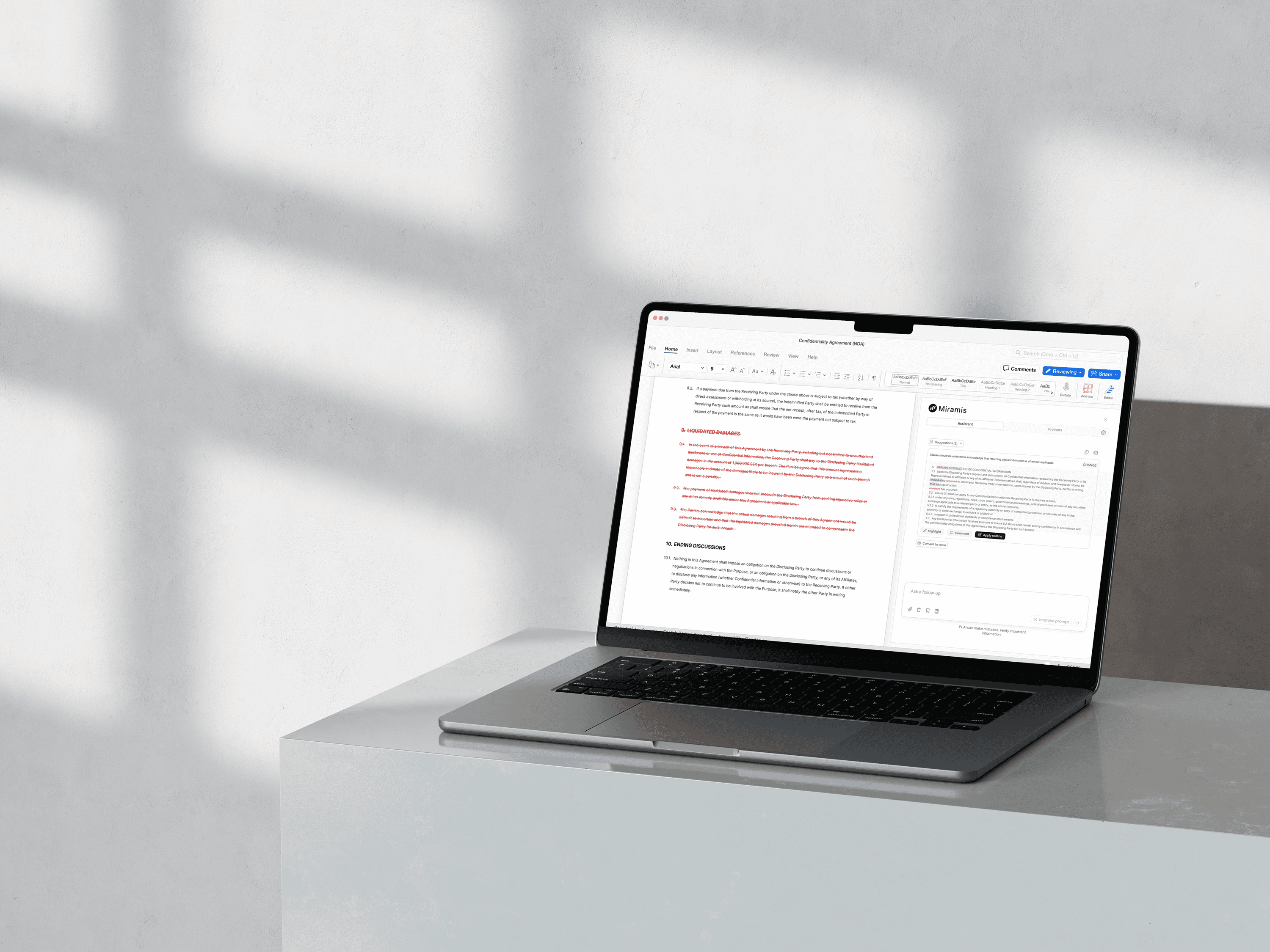 AI-baserad avtalsplattform Pocketlaw för företag i alla storlekar (små, medelstora och stora), med en användarvänlig dashboard som förenklar det juridiska arbetsflödet för klienter och kunder med möjlighet att skapa, granska och ladda upp dokument, få tillgång till mallar och följa dokumentstatistik.
