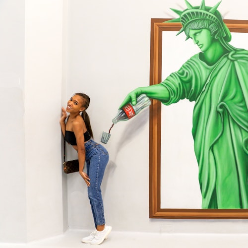 Museum of Illusions at World of Illusions tickets in Los Angeles