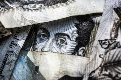 Corpay Partners With Circle To Expand USDC Access Across FX Networks And Commercial Cards. Photo By Freddie Collins On Unsplash.