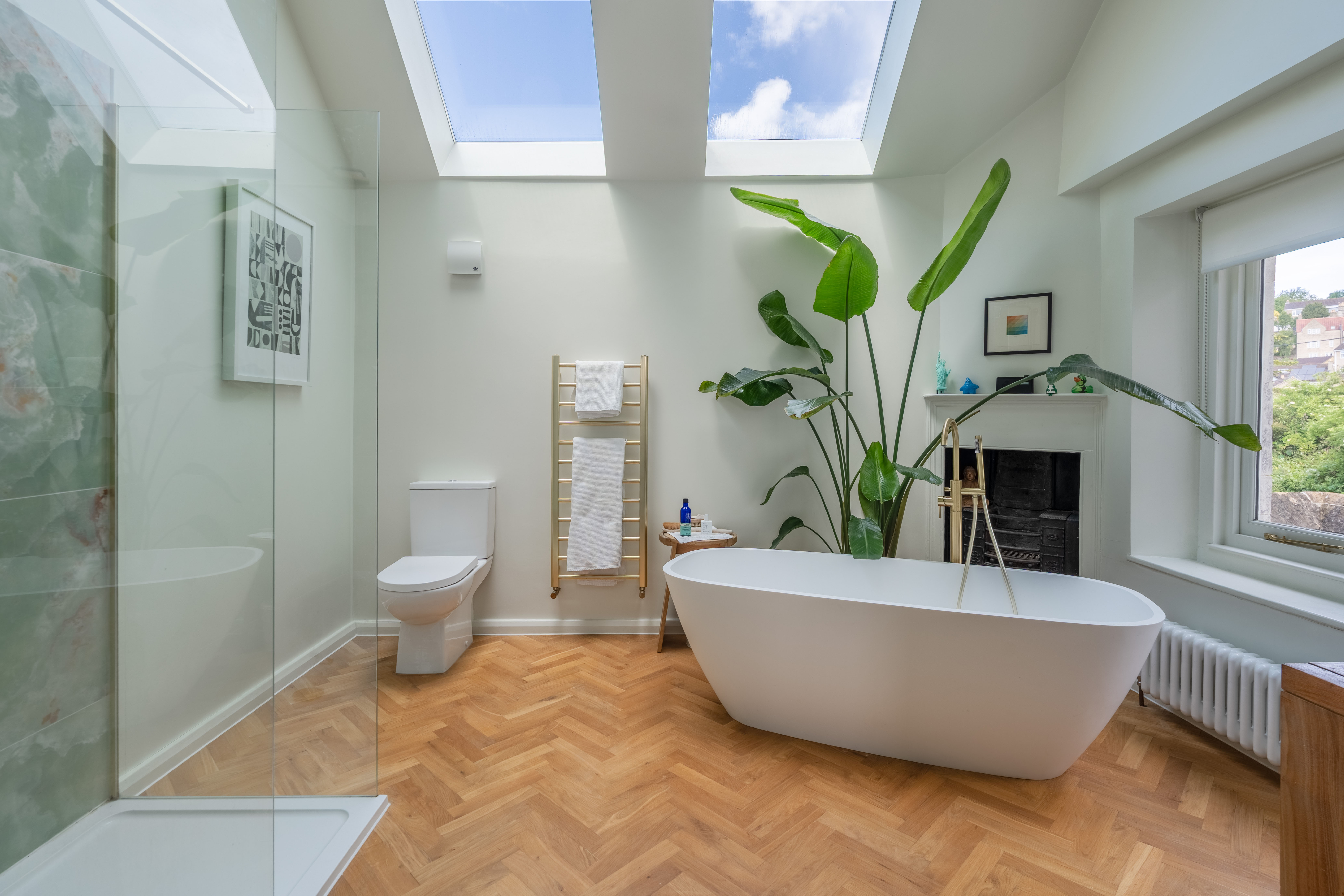 Principal bathroom with freestanding bath, skylights and herringbone oak floor, Georgian townhouse Bradford-on-Avon — Captura Media