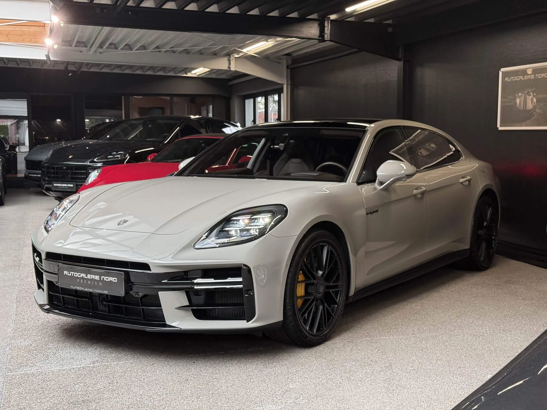 Porsche Panamera S E-Hybrid Executive PTS+Active Ride+Burmester+InnoDrive — Bild 1