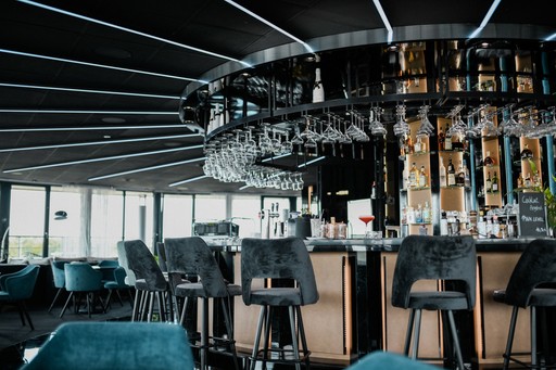 cocktailbar view inside