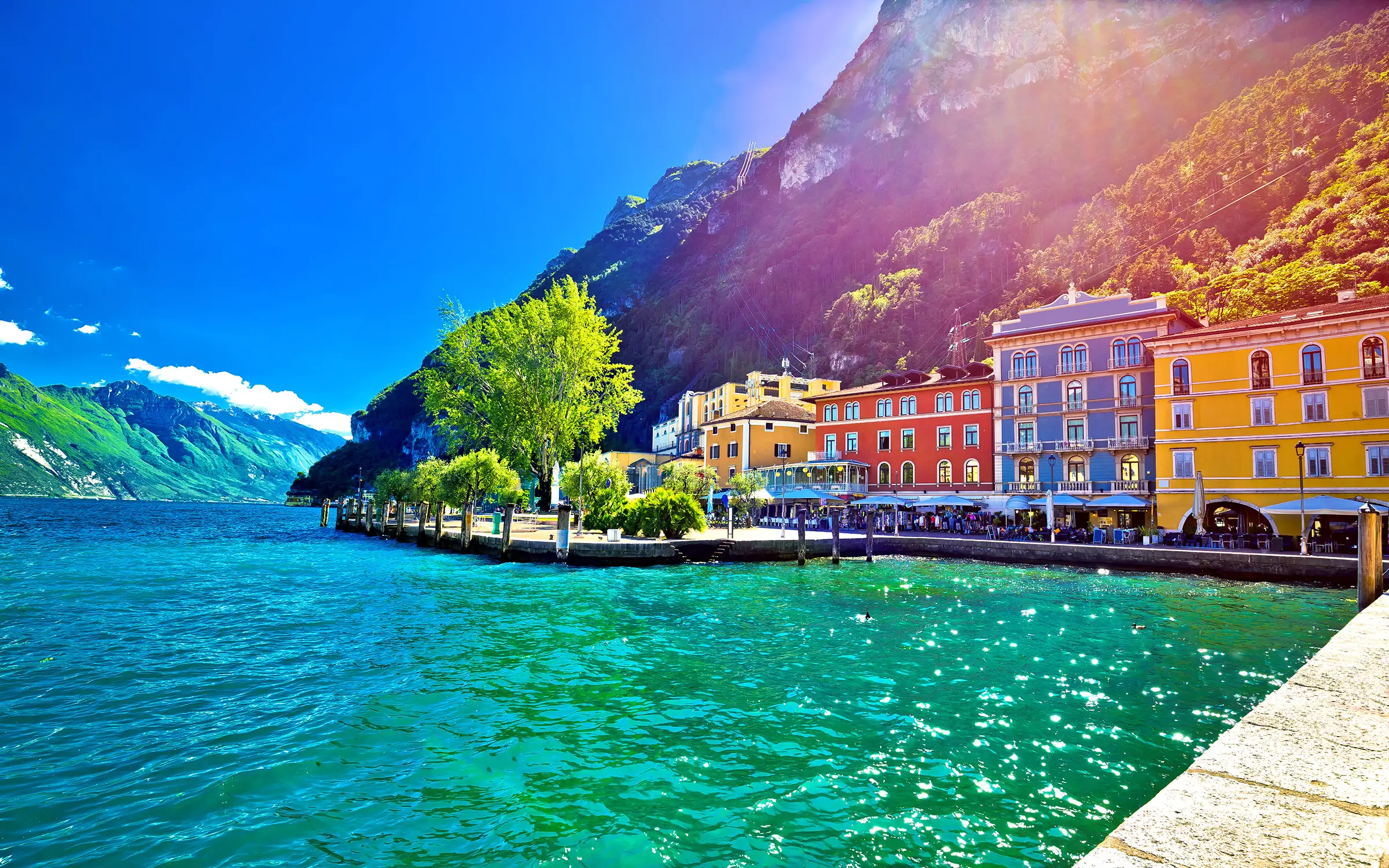 Herlige Riva del Garda helt nord i Gardasjøen | Expa travel