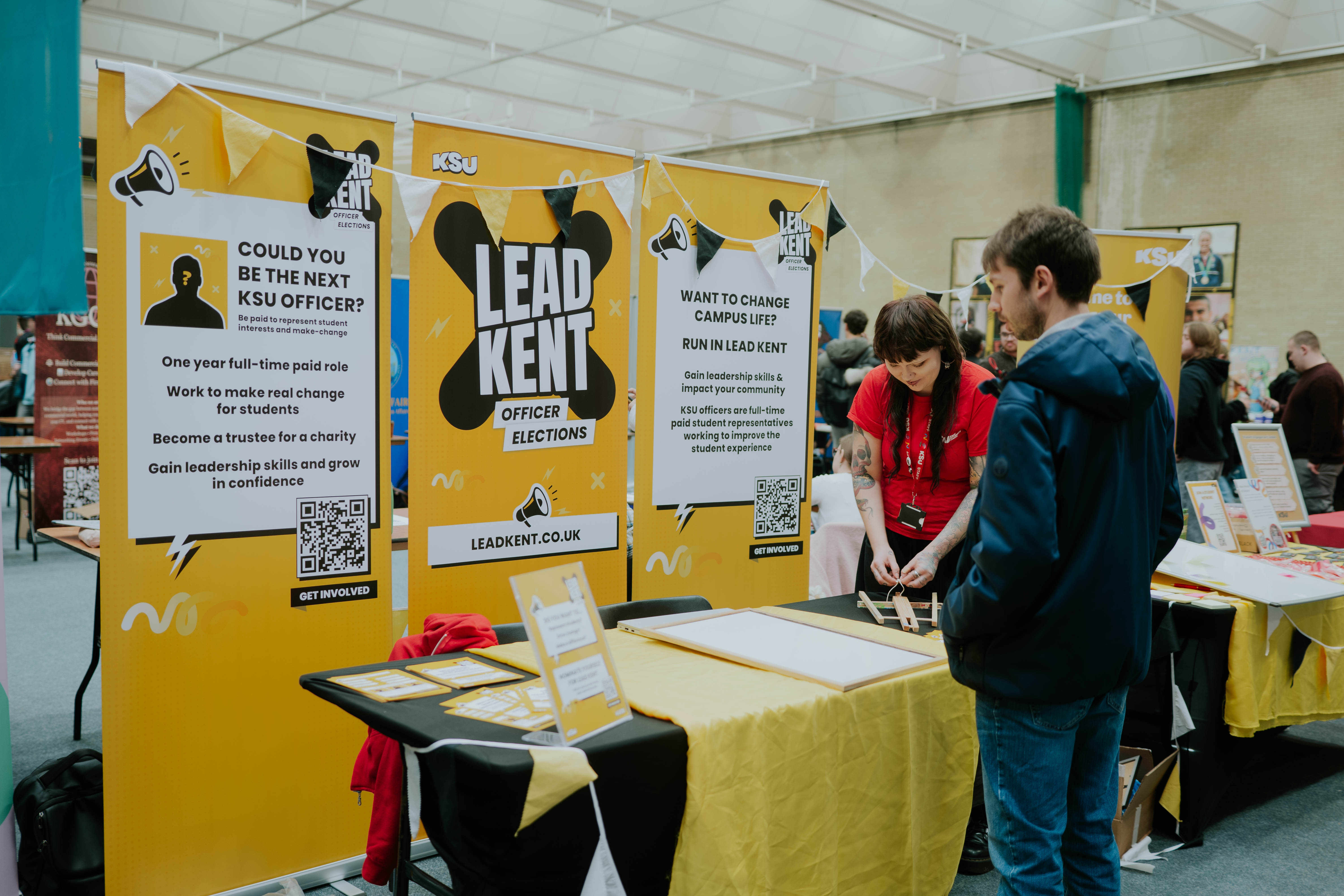 An Out of home poster for a Medical Device product called Powerwand. The design features a pin cushion with the headline “Patients aren’t pin cushions”.