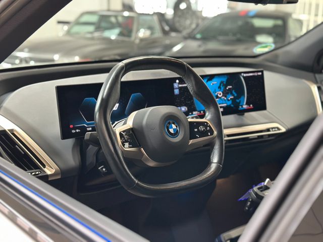 BMW iX 2022 WHITE Gebrauchtwagen - Galeriebild 14