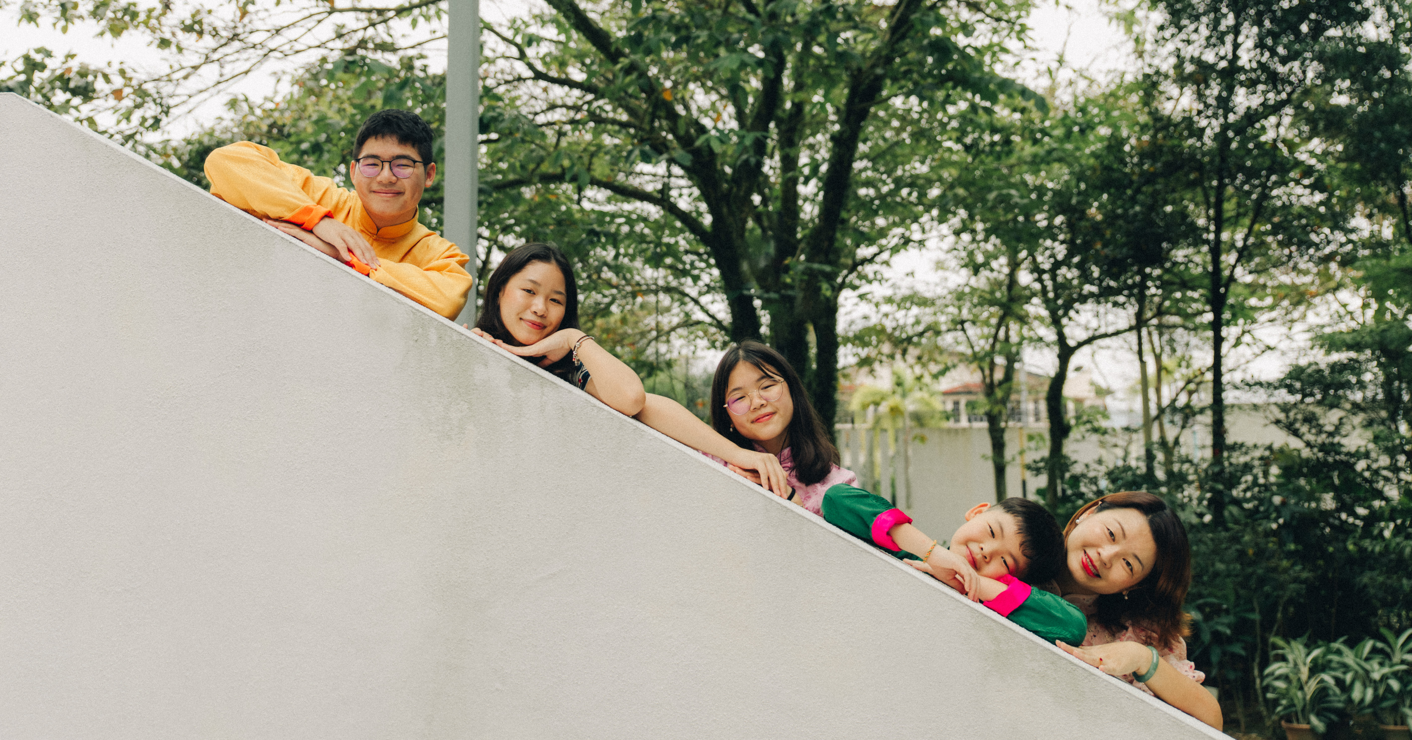 Chinese New Year family photoshoot in Singapore by JIREHTAKESPHOTOS
