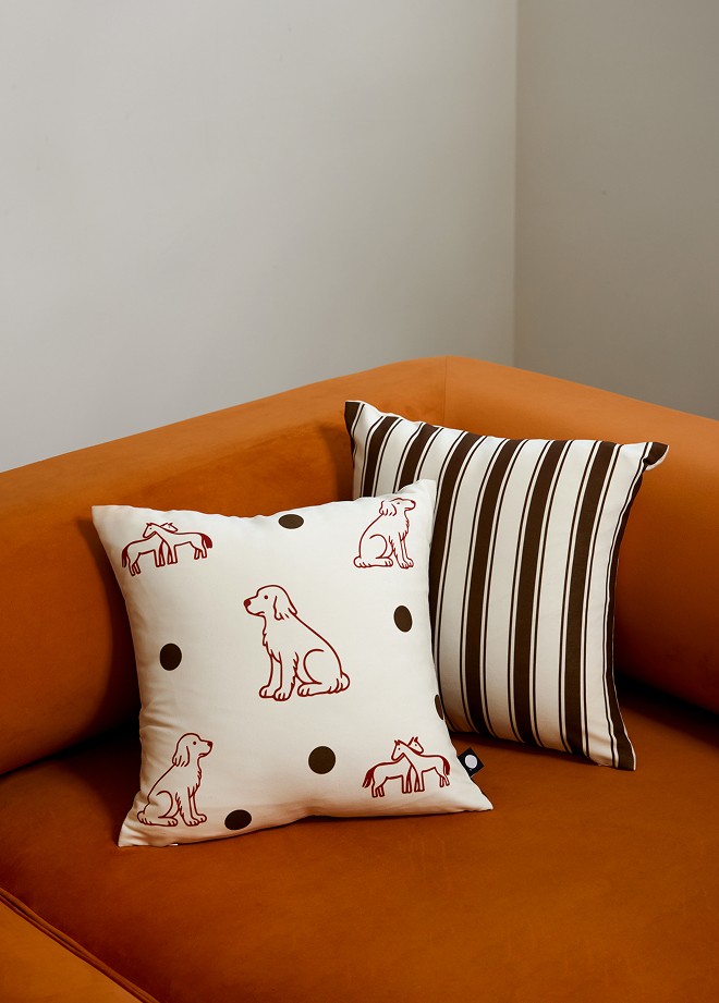 동행 스웨이드 터치 쿠션 커버