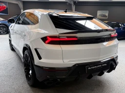 Lamborghini Urus SE Full Carbon+Massage+HUD+B&O 3D+ LP 376k€ — Vorschaubild 16