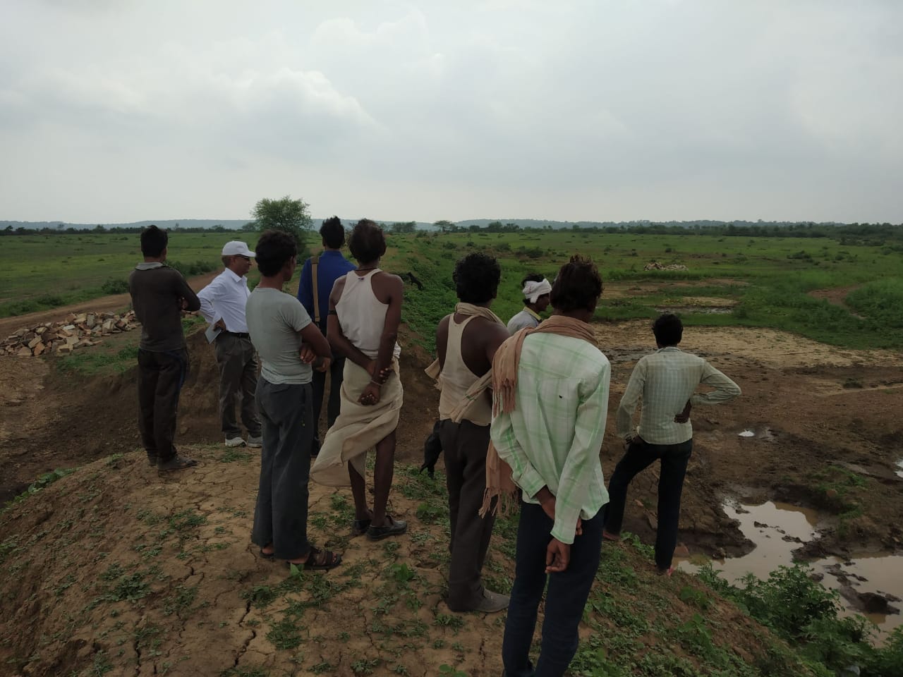 New Balarpur in Shivpuri stands on broken ground. The lake that once gave life is gone, water seeped away, just like their hope. They watch, helpless, displaced, abandoned, and now, left without even water.