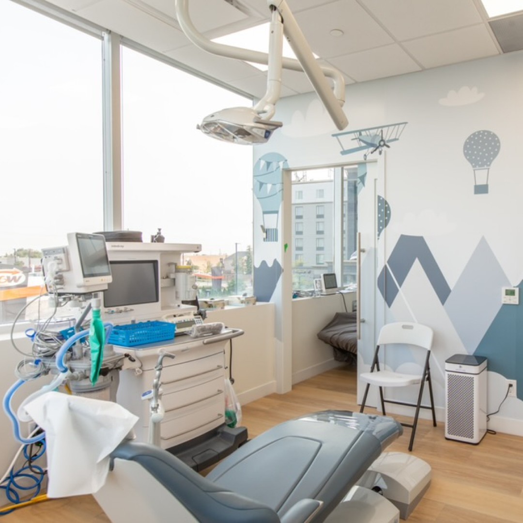 Specialized, modern dental operatory equipped for safe sleep dentistry and general anesthesia for children.
