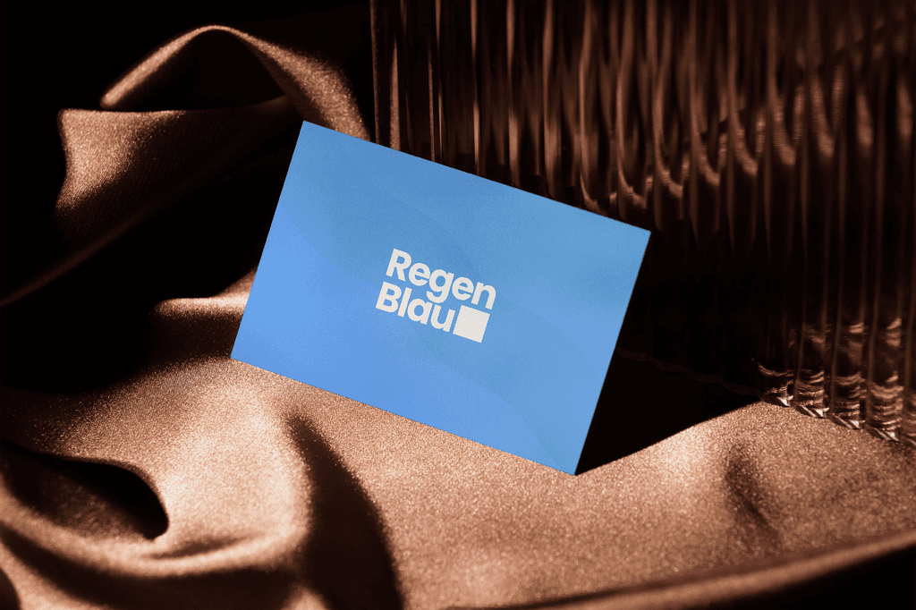 RegenBlau