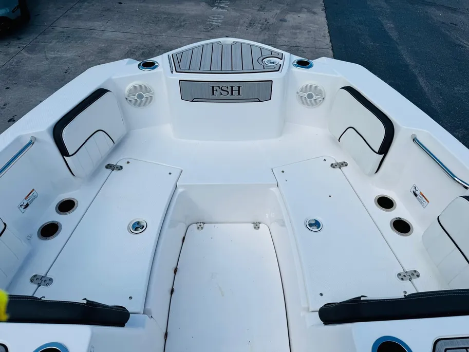 Boat thumbnail 13