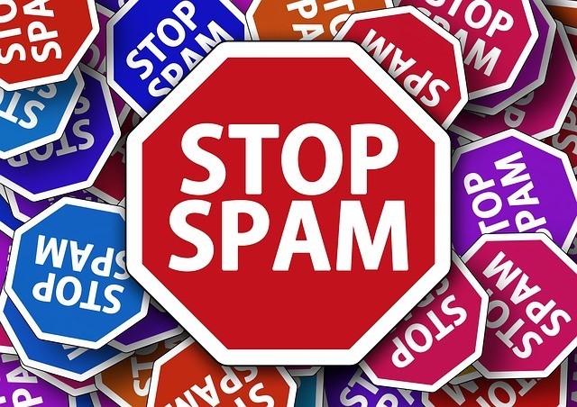 Bunte Schilder Stop Spam