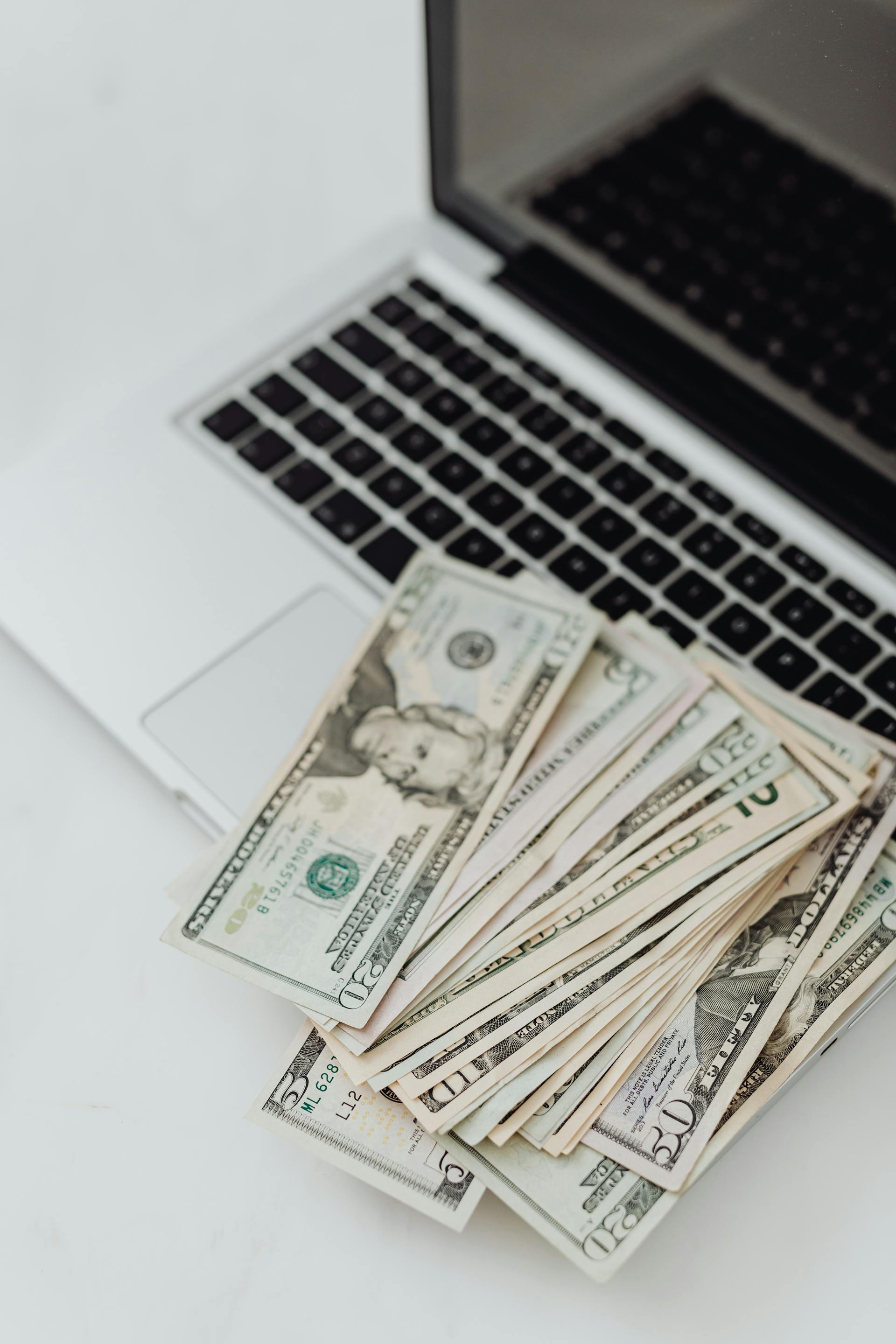How Remote Workers Can Receive USD Payments From International Clients Faster