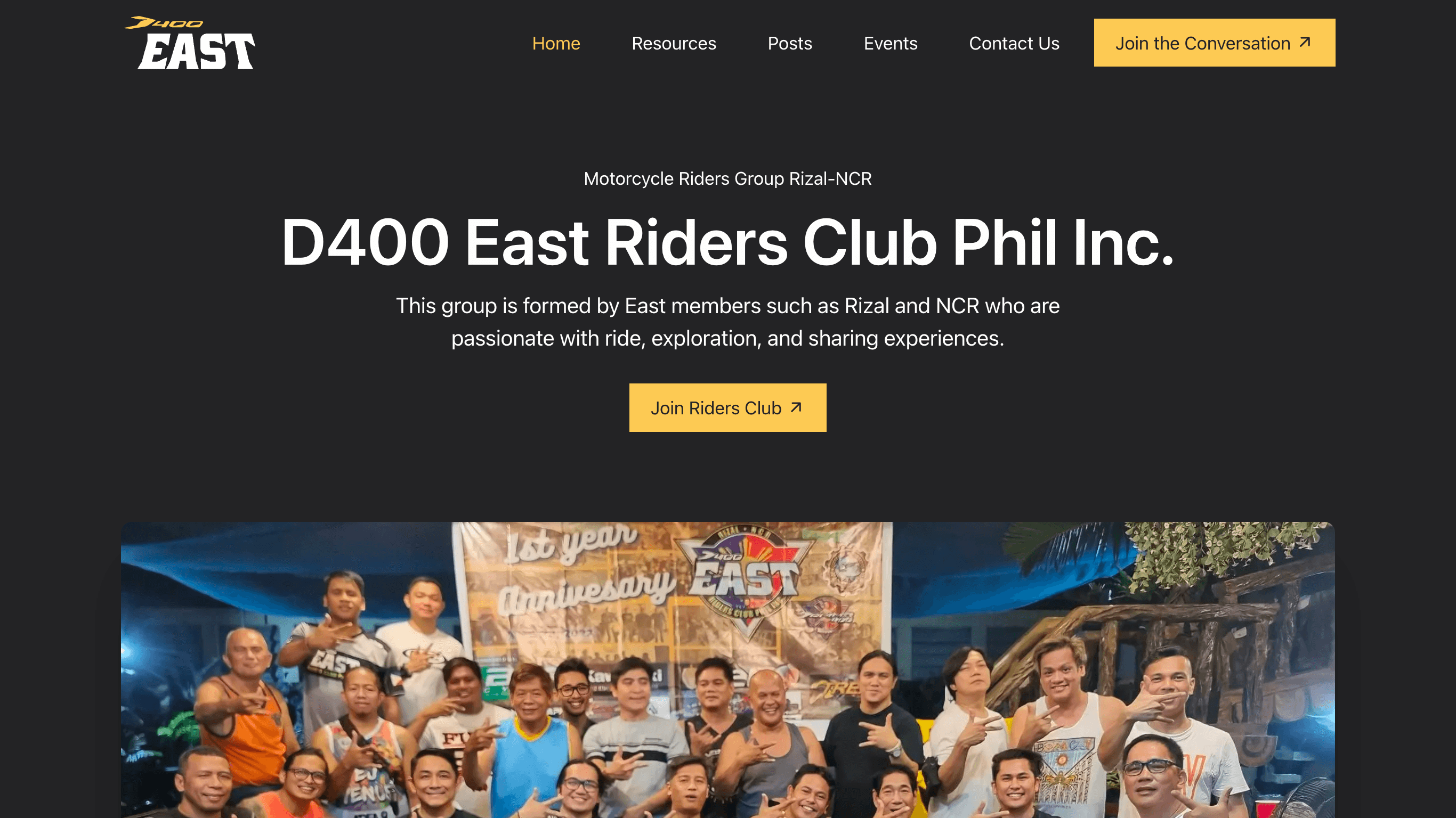 Website for D400 East Riders Club Phil Inc. featuring a group photo of motorcycle enthusiasts.