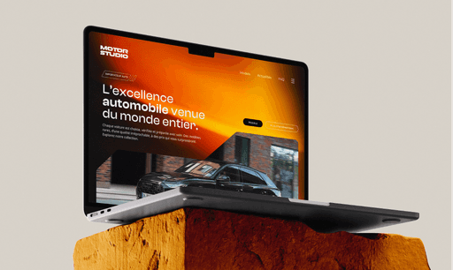 Page d’accueil du site Motor Studio, spécialisée dans les voitures haut de gamme avec un design impactant.
