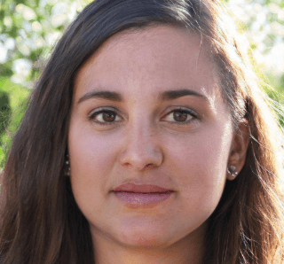 Sarah L., Marketing Consultant