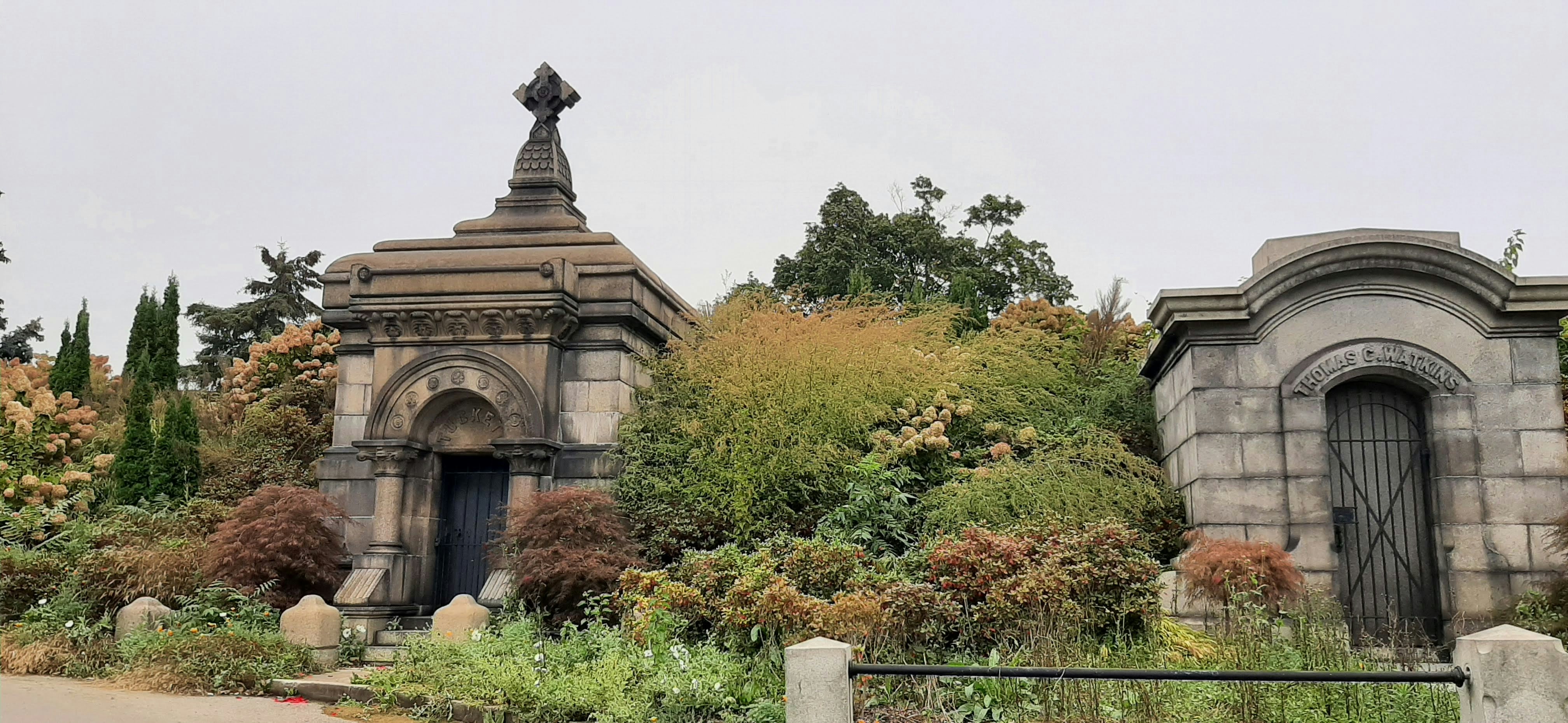 private mausoleum