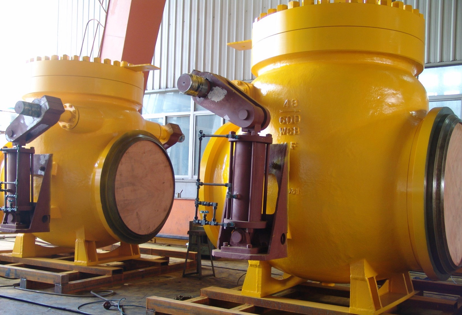 Durable stainless steel valve used in bulk handling and chemical processing