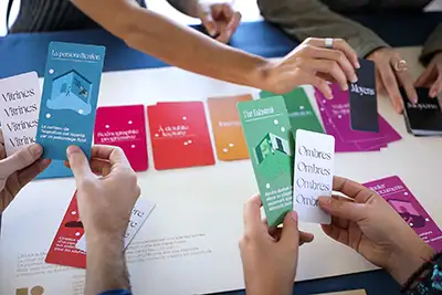 conception jeu de carte coloré