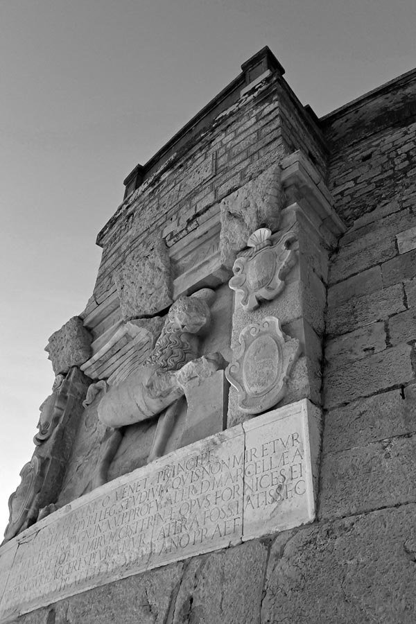 Private flights to Zadar Croatia - 30 Christian shrines medieval old town