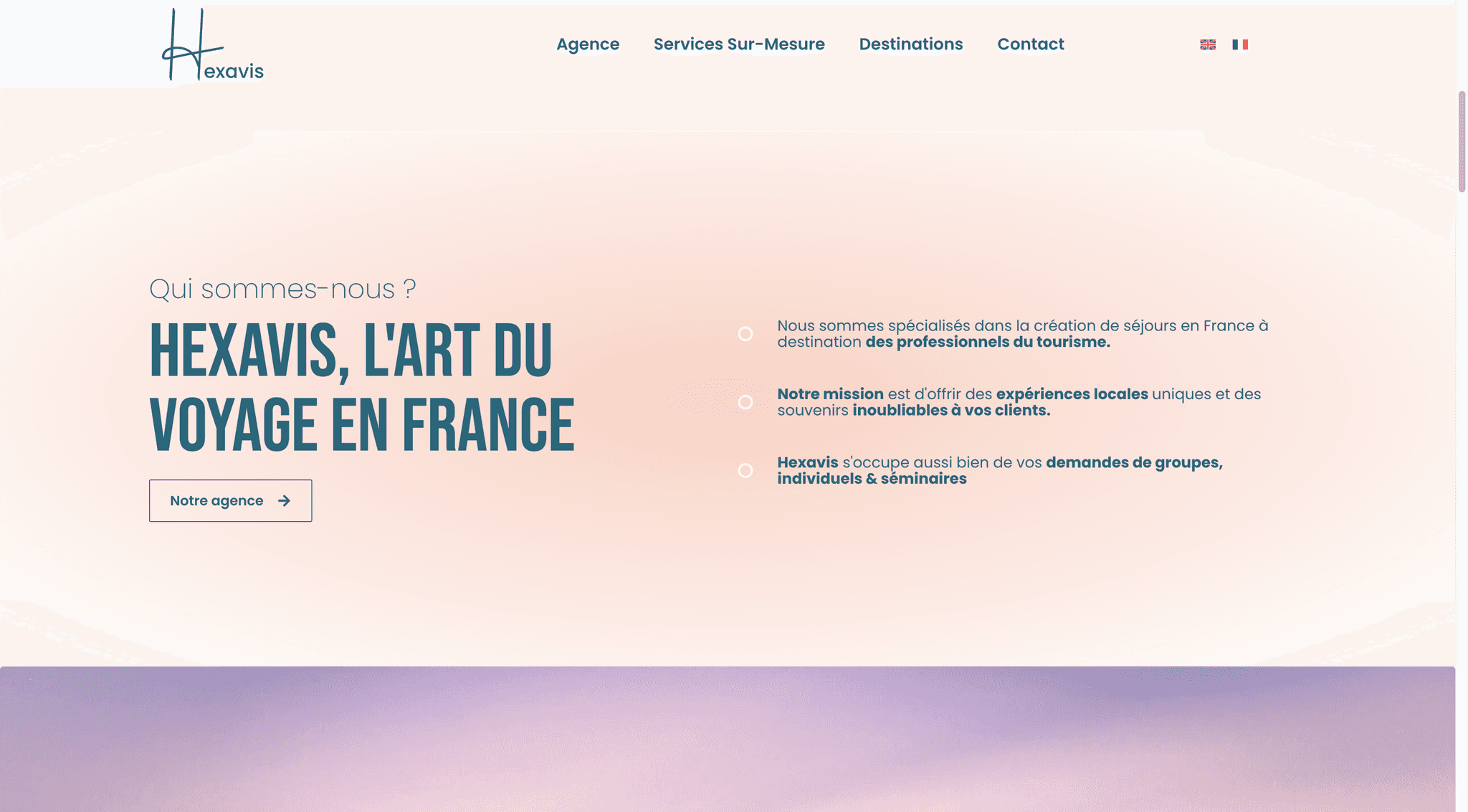 Interface de la page À Propos d'Hexavis : mise en page narrative (storytelling) présentant l'expertise et l'histoire de l'agence.