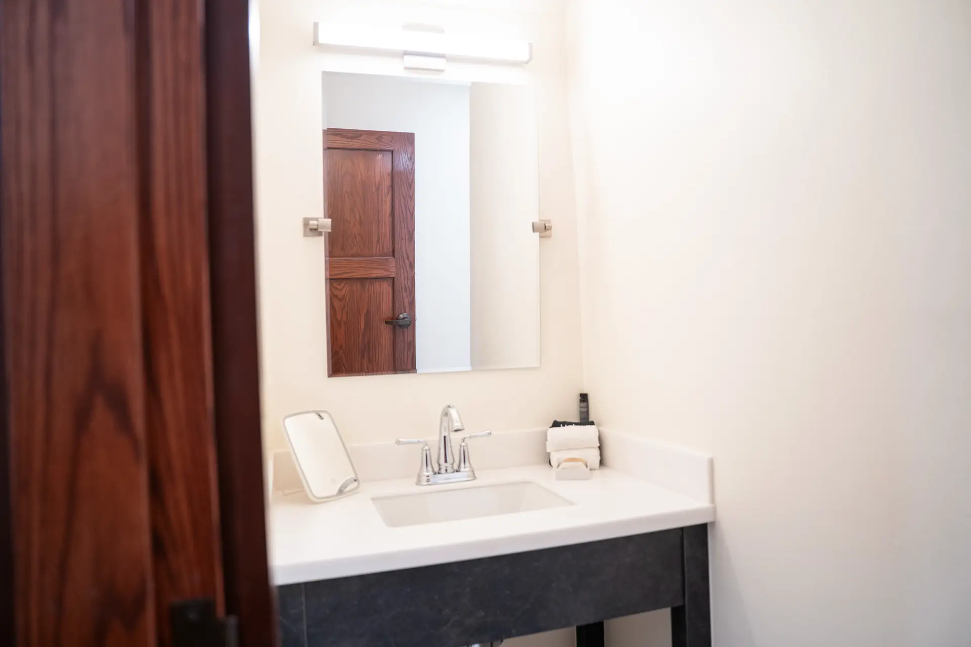 Bathroom vanity and mirror