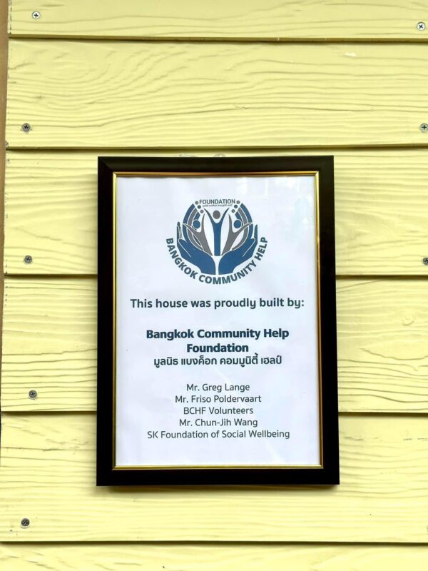 man in black crew neck t-shirt wearing black framed sunglasses