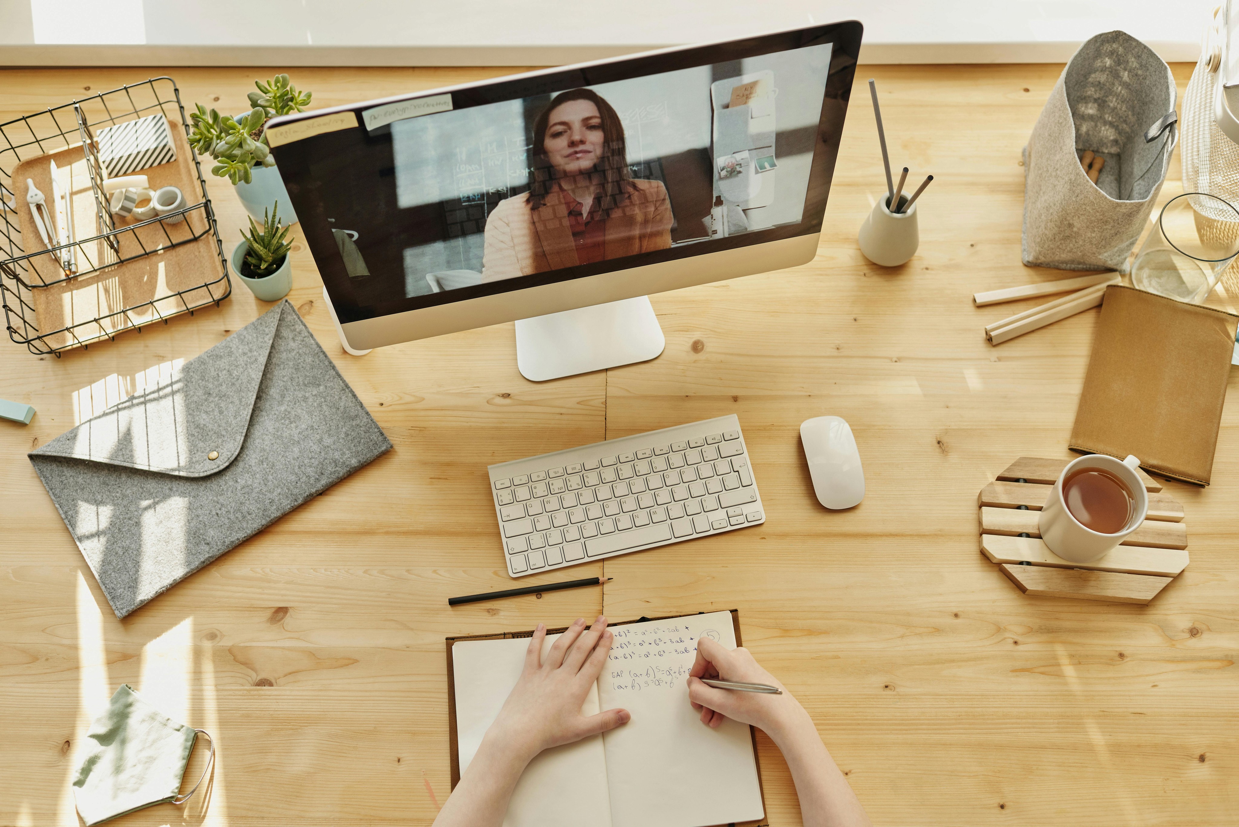 How to Take an Online Course and Apply Knowledge Practically? WebVeda