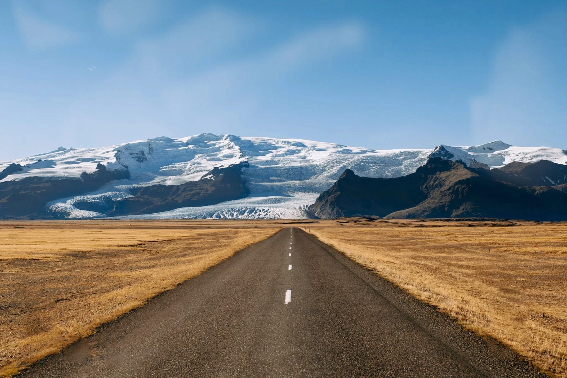 Icelandic road to mountain