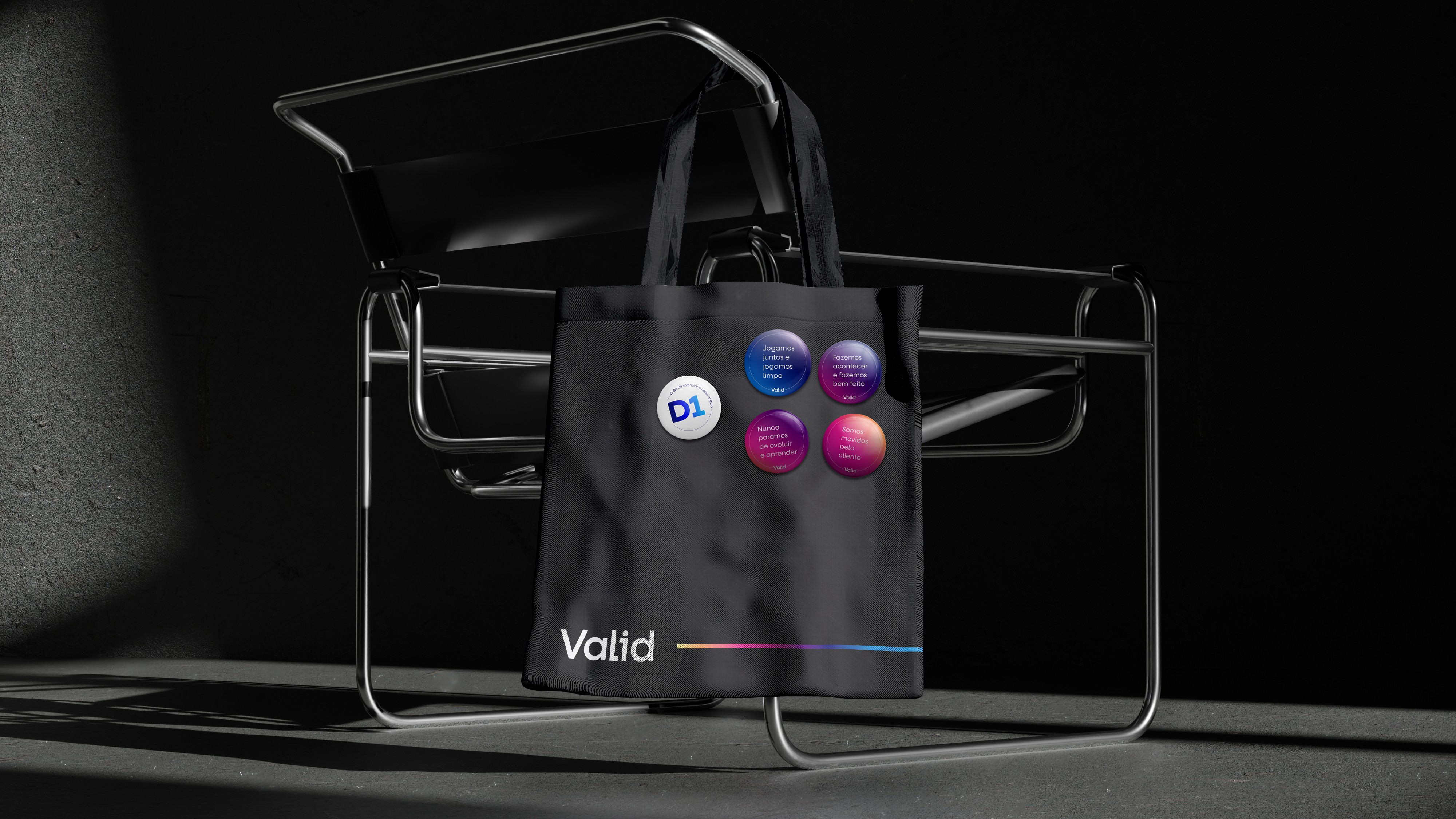 Entrepreneurs engaging in a lively discussion during a Bizz Buzz networking event.