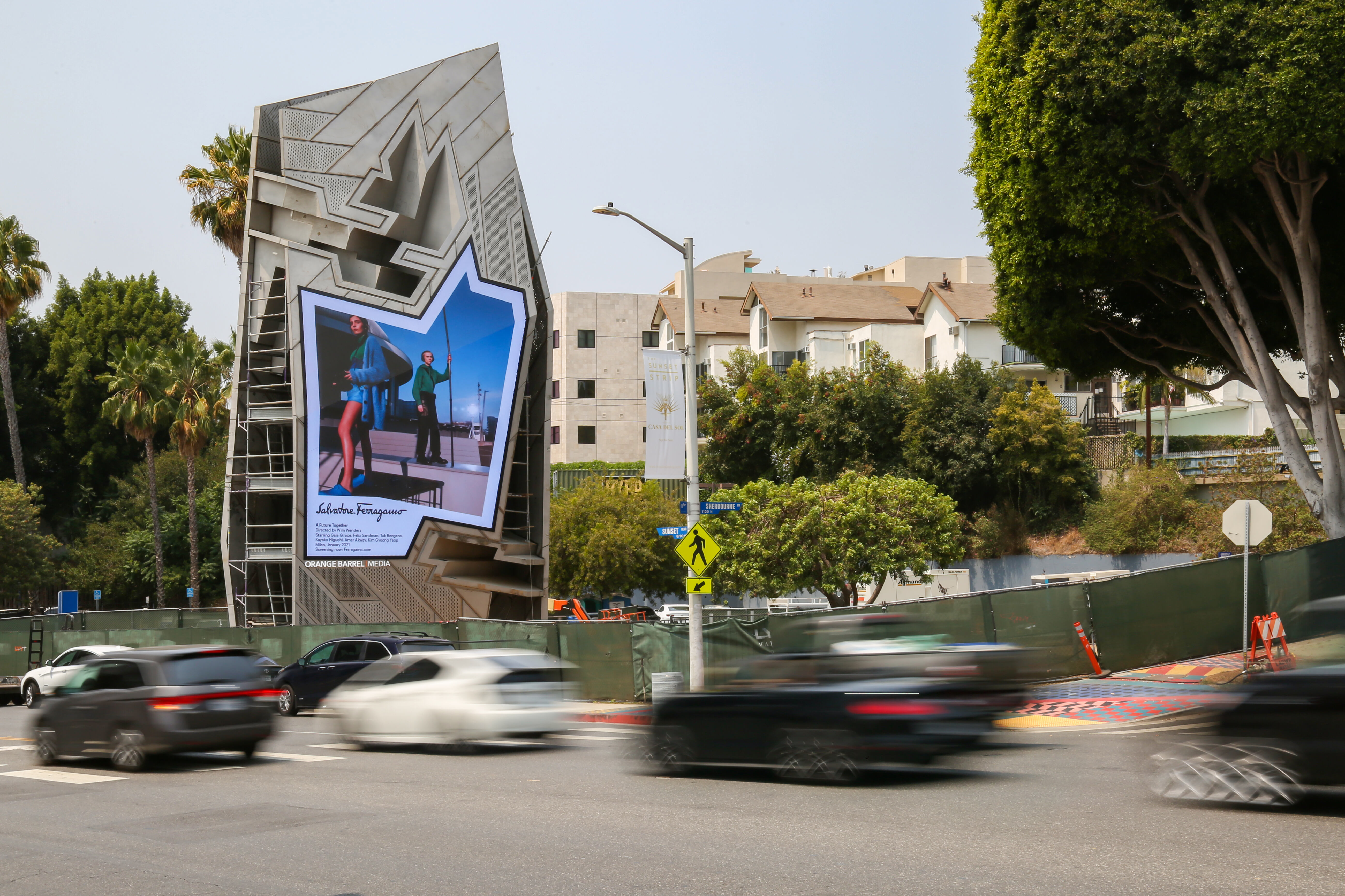 DOOH Salvatore Ferragamo-Orange Barrel Media