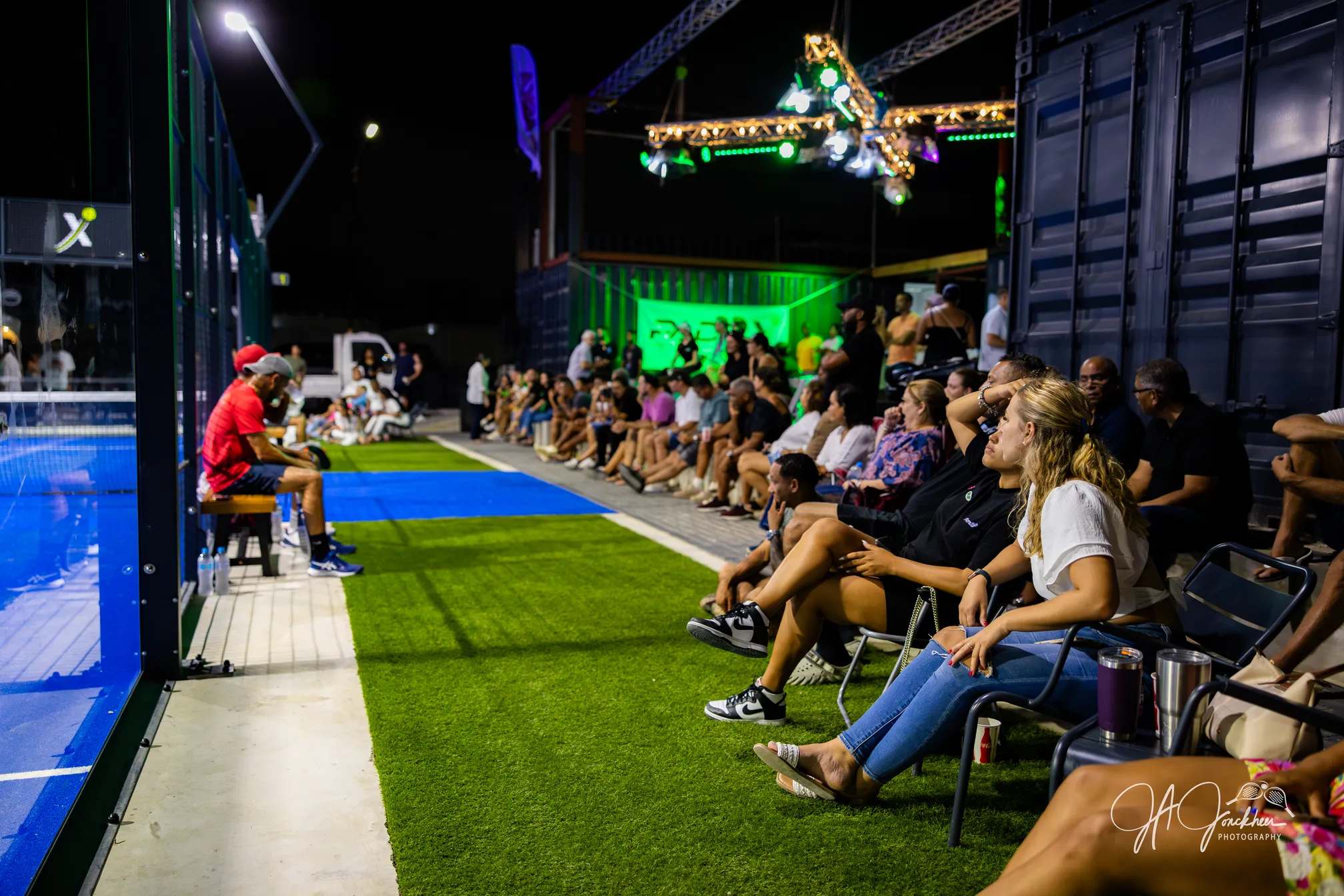 a picture of the final of the opening tournament of Padel club Padel X in Curacao