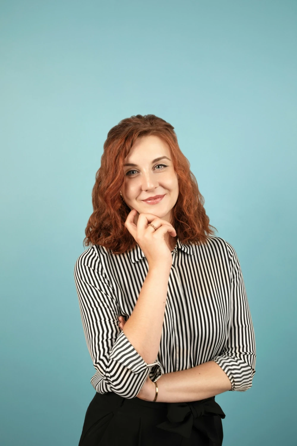 A portrait of a woman