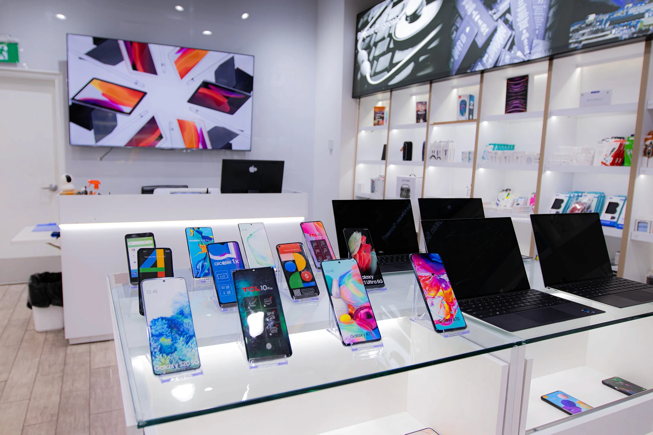 Product photoshoot at Bay Centre