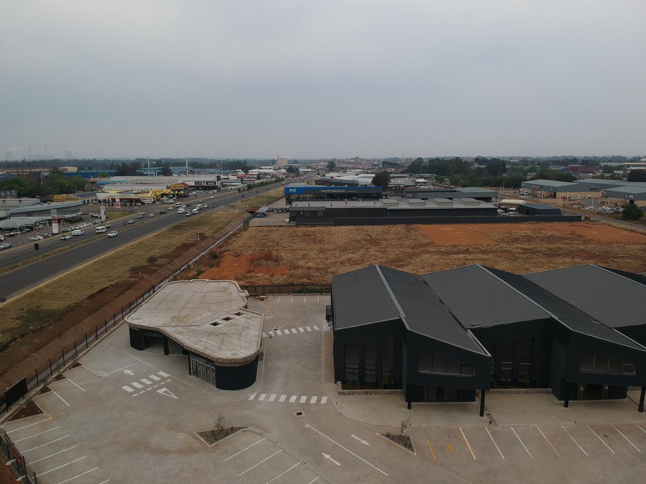 Here comes the alt text