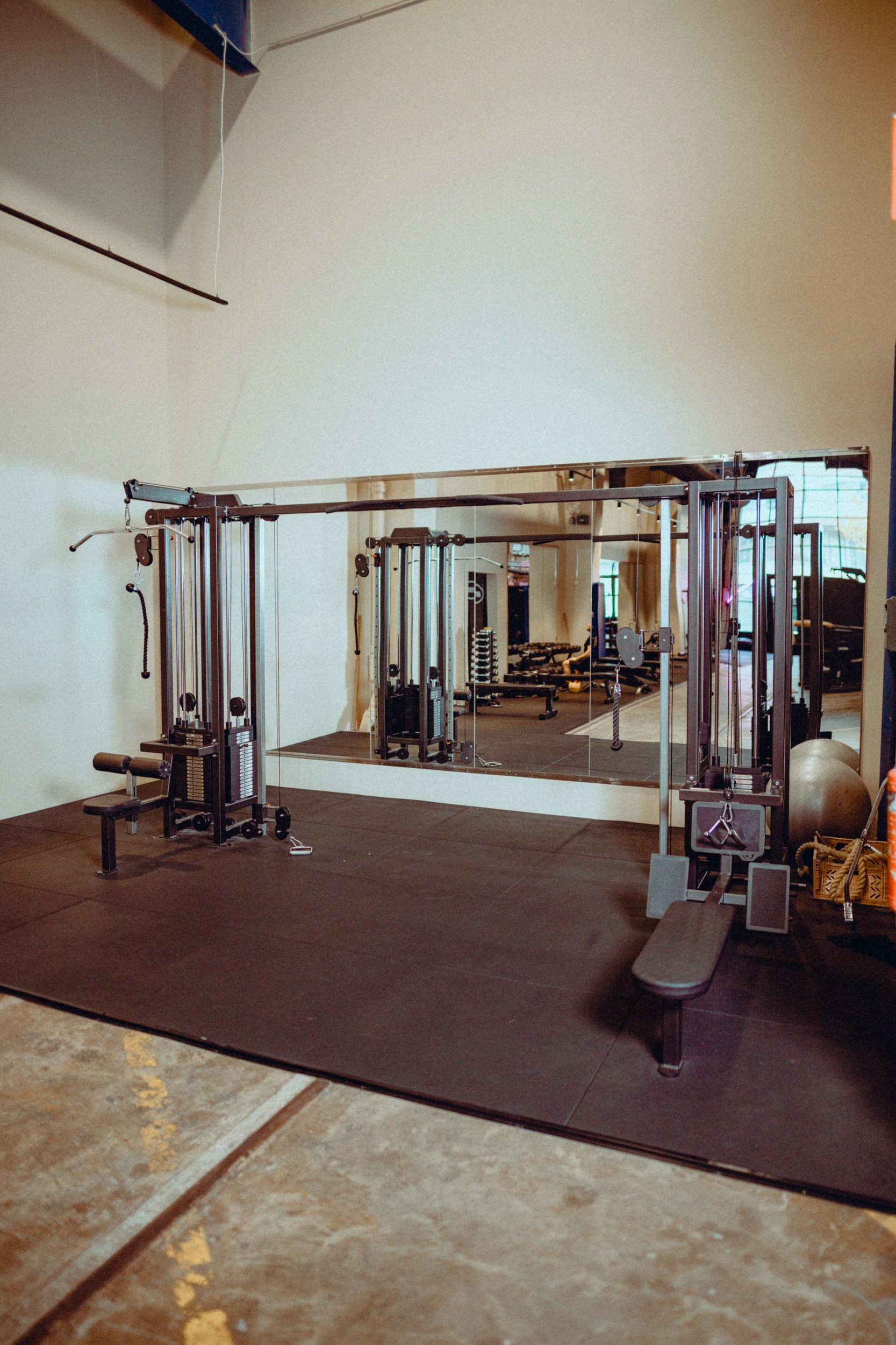 Cable machine