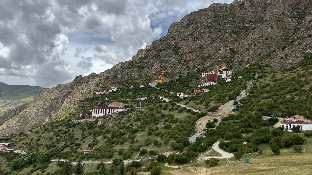 aerial view of city buildings during daytime