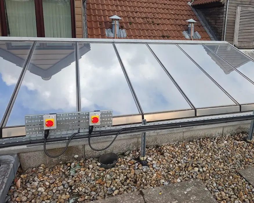 Rooftop Isolators