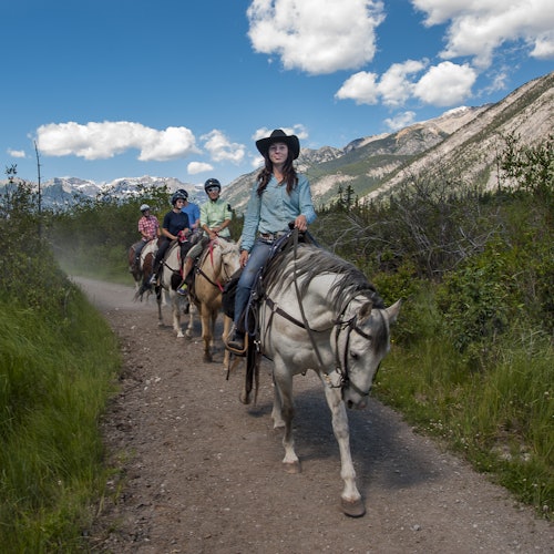 Banff Trail Riders - oras-oras na pagsakay