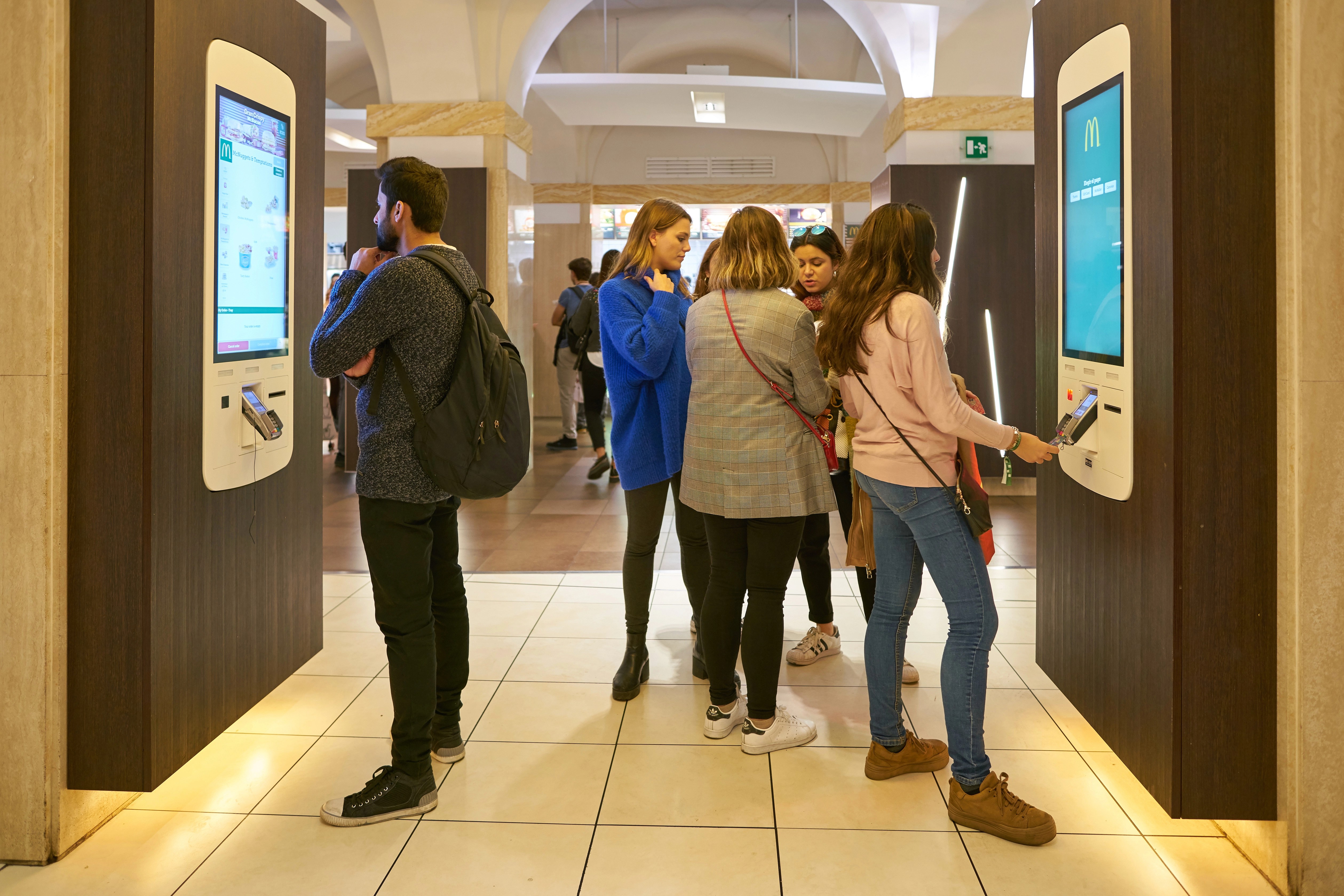 RoveIQ touch screen technology for kiosks