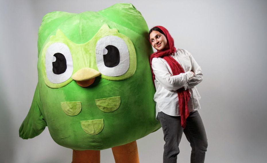 Arquiteta da estratégia social do Duolingo, Zaria Parvez, se despede da marca