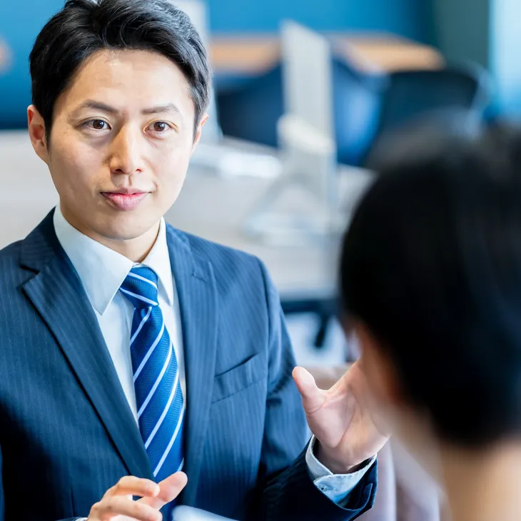Embedded leadership consultant integrating into enterprise teams to drive AI and digital transformation