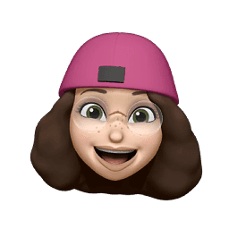 Weiblicher Bitmoji mit langen braunen Haaren und einer pinken Kappe.