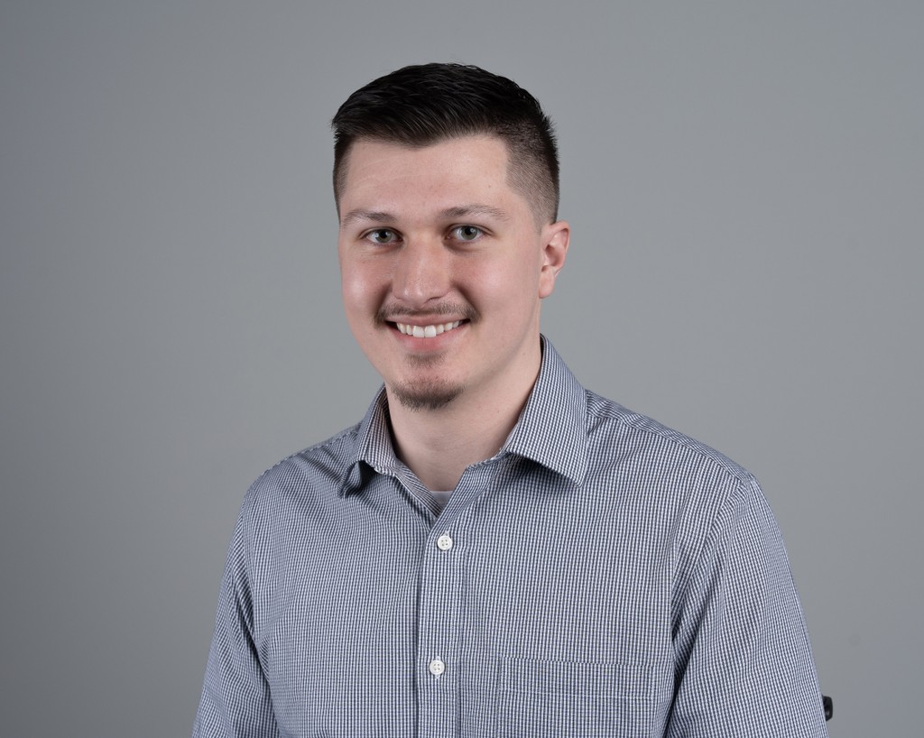 Headshot photo of Austin Hlinka