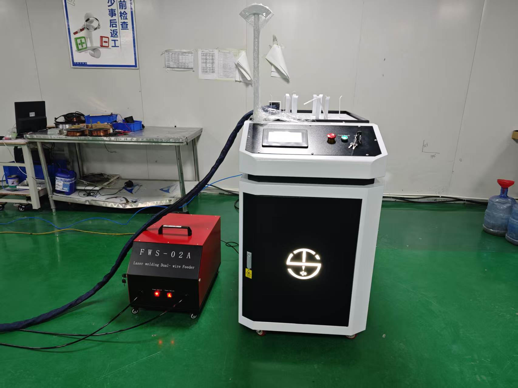 Scientist in laboratorium