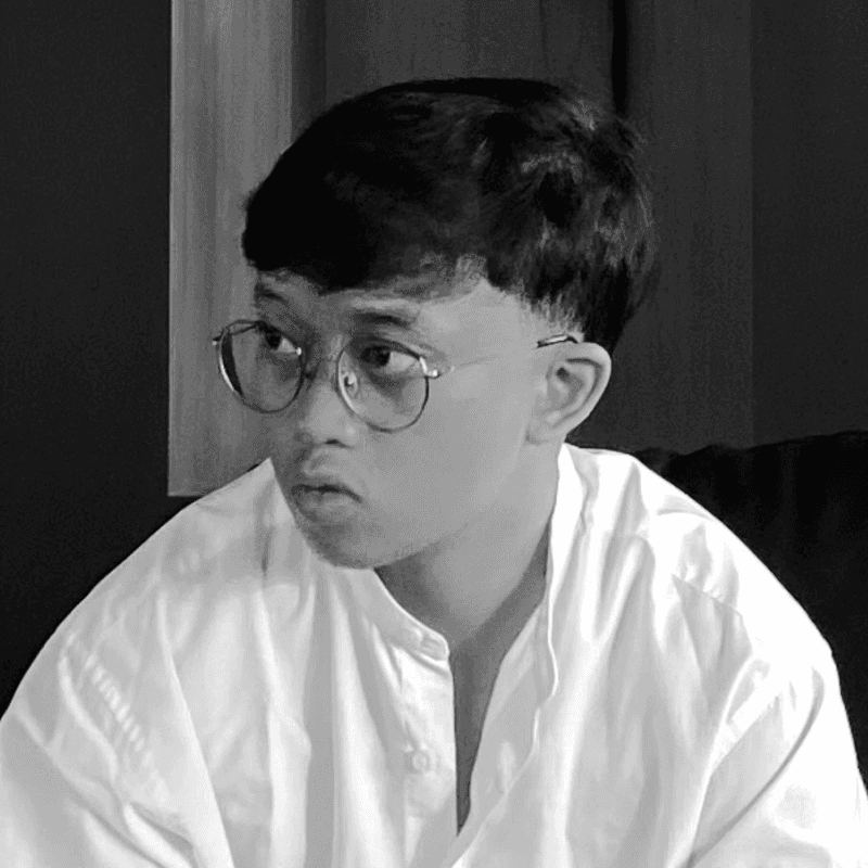 Woman team member photo